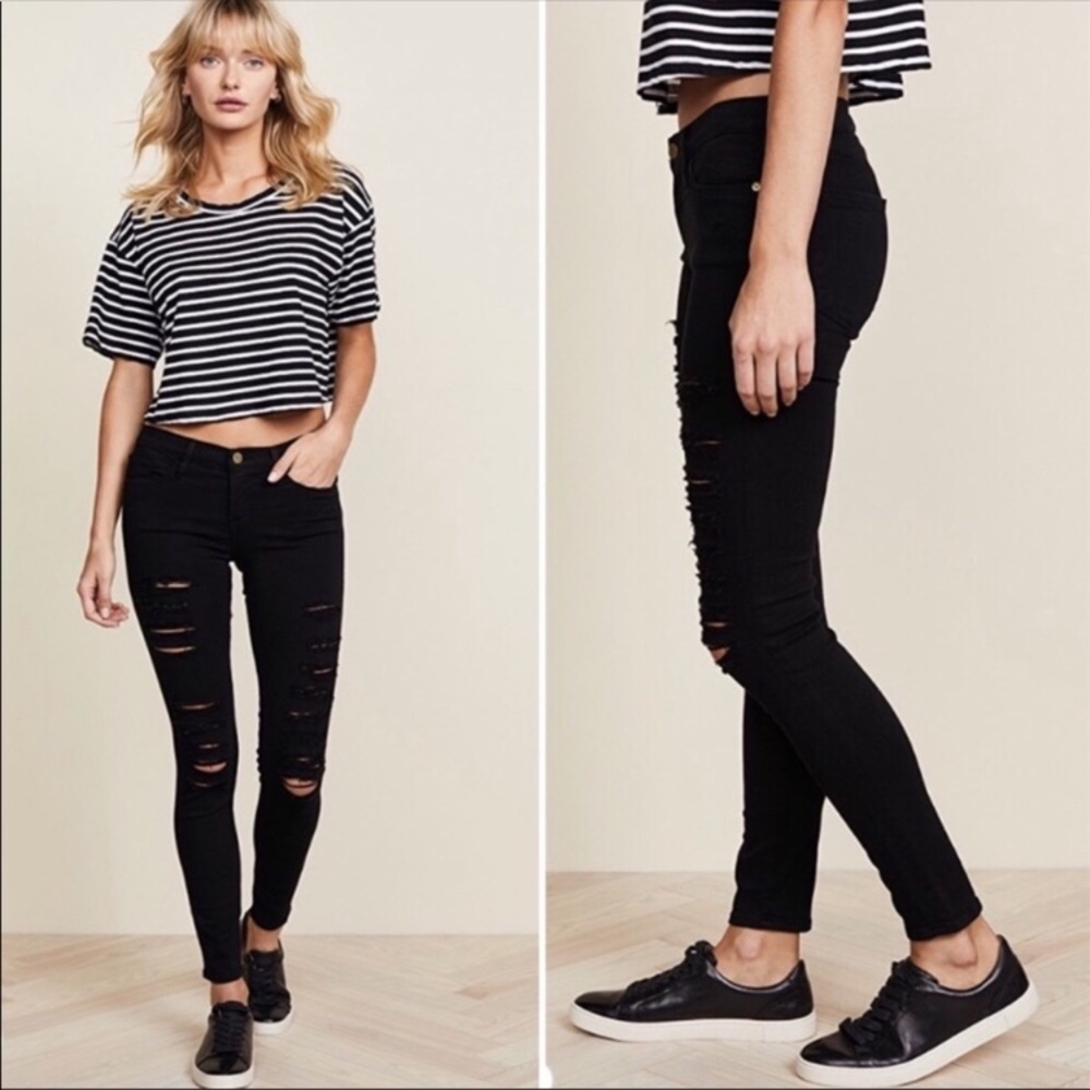 Frame Le Skinny de Jeanne Black Distressed Jeans